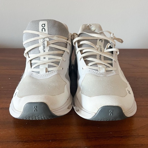 On Cloud Cloudrunner Women's Size 10 White Frost Running Athletic Sneakers - Picture 8 of 9